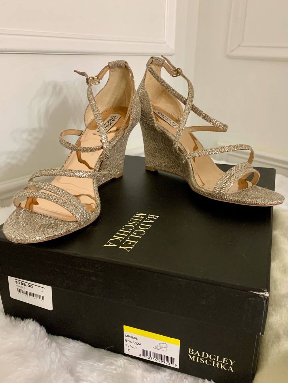 Badgley Mischka Gold Glitter Multi-Strap Wedge Sandals